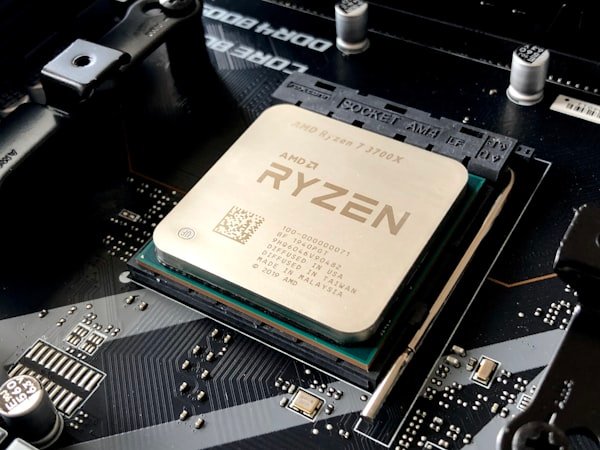 المعالج (CPU)
